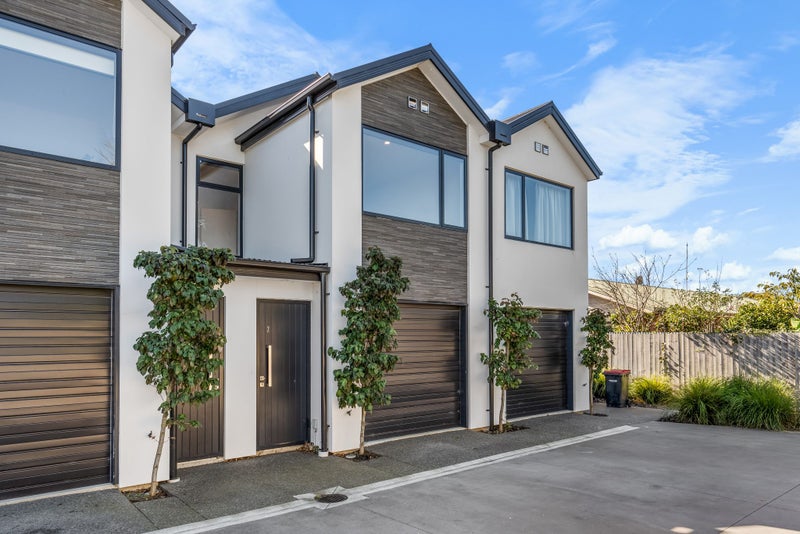 2/129 Brougham Street, Addington, Christchurch - Carousel 1
