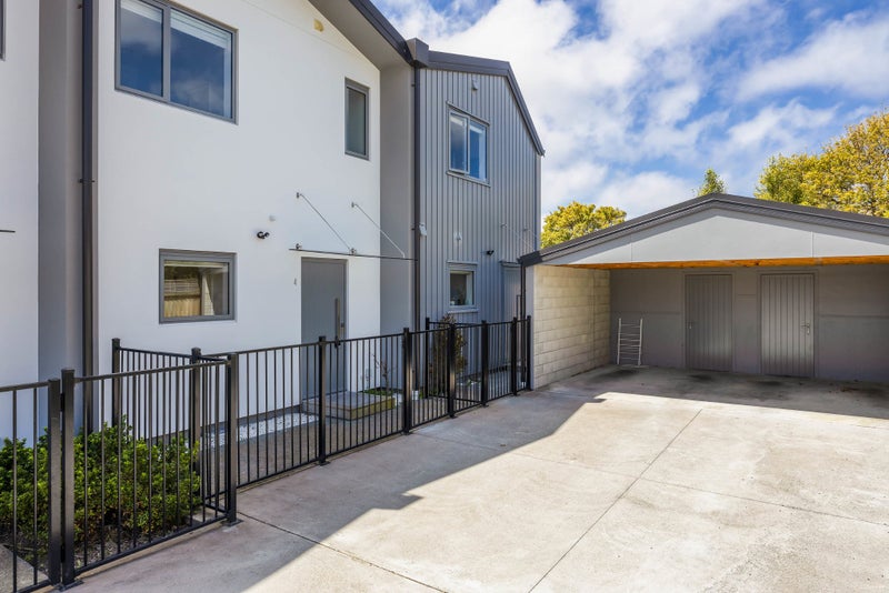 4/118 Champion Street, Edgeware, Christchurch - Carousel 1