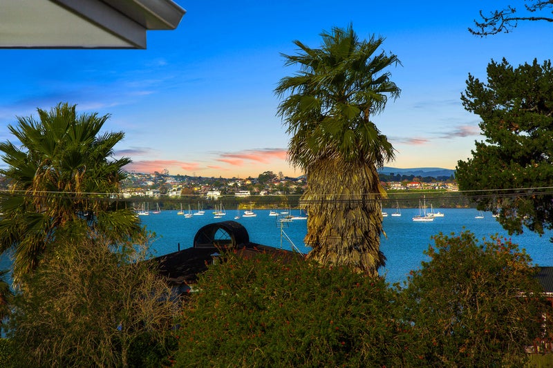 12B Kotae Road, Wai o Taiki Bay, Auckland - Carousel 2