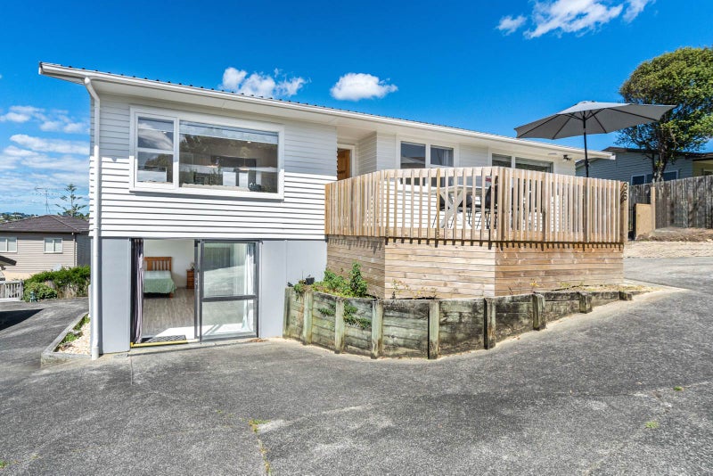 36 Sycamore Drive, Sunnynook, Auckland - Carousel 1