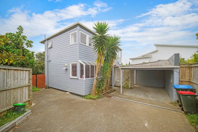81C Western Springs Road, Morningside, Auckland - Carousel 1