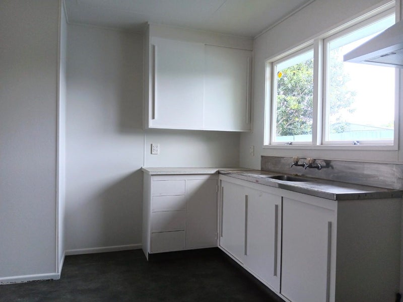 1/442 Main North Road, Bay View, Napier - Carousel 2