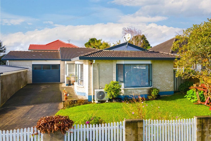 4 Oakdale Road, Mount Roskill, Auckland - Carousel 2