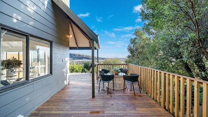 1/8 Hobday Lane, Mount Pleasant, Christchurch - Carousel 16