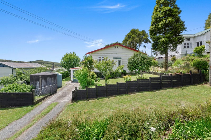 17 John Avenue, Pukemiro - Carousel 12