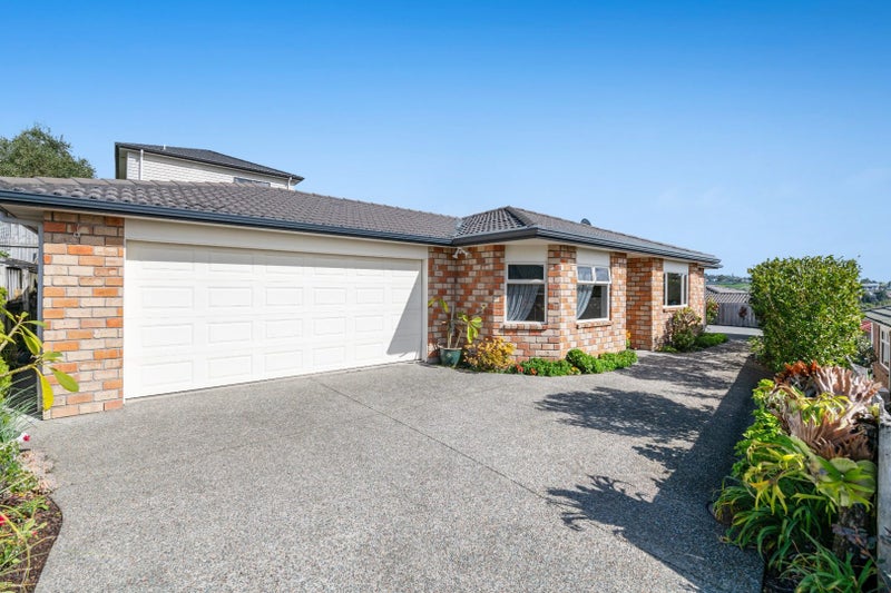 16 Elan Place, Stanmore Bay, Whangaparaoa - Carousel 1