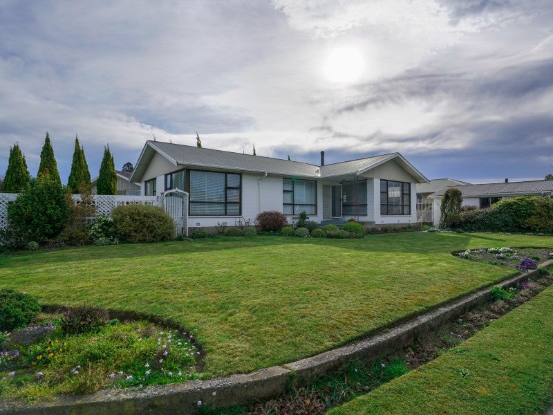 1 Dunluce Place, Hornby, Christchurch - Carousel 14