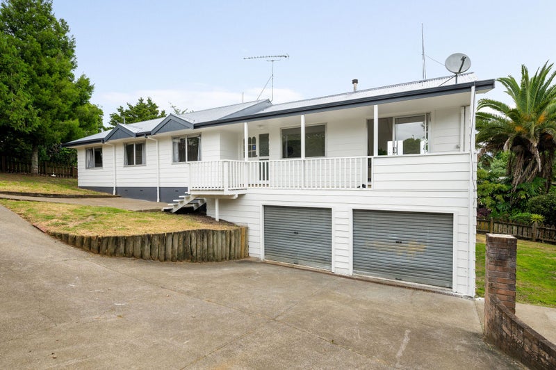 65 Pohutukawa Drive, Pukete, Hamilton - Carousel 1