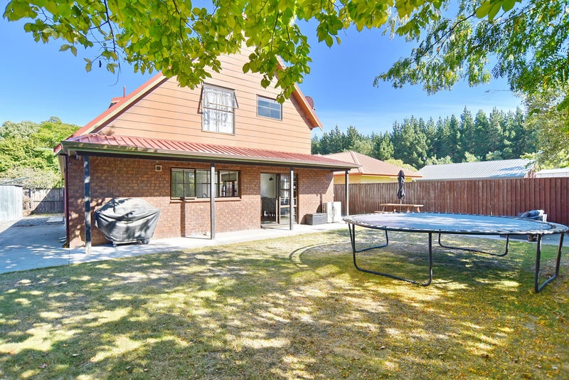 270 Queenspark Drive, Parklands, Christchurch - Carousel 1