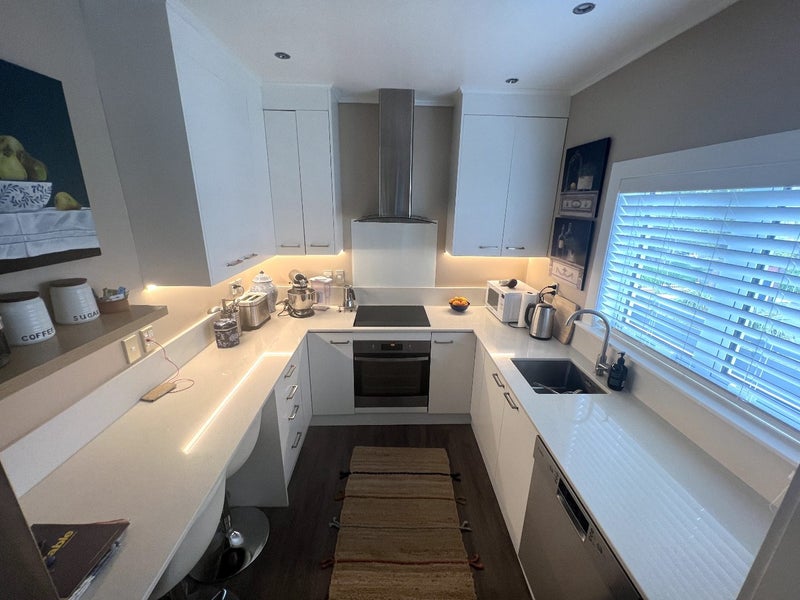 10 Austin Street, Mount Victoria, Wellington - Carousel 2