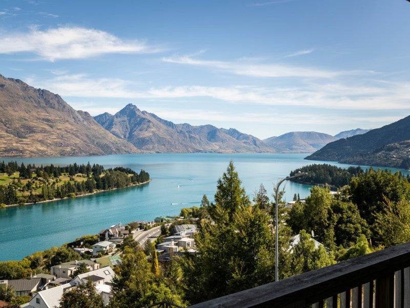 8 Longwood Place, Queenstown, Queenstown - Carousel 2