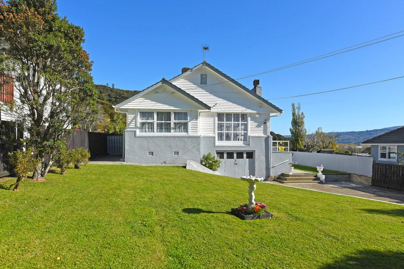 210 Rata Street, Naenae, Lower Hutt - Carousel 1