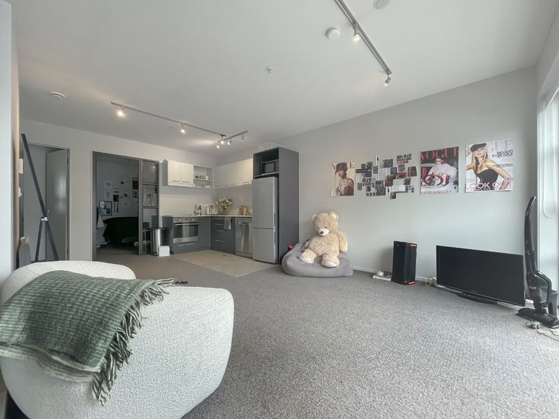 305/181 Tasman Street, Mount Cook, Wellington - Carousel 2