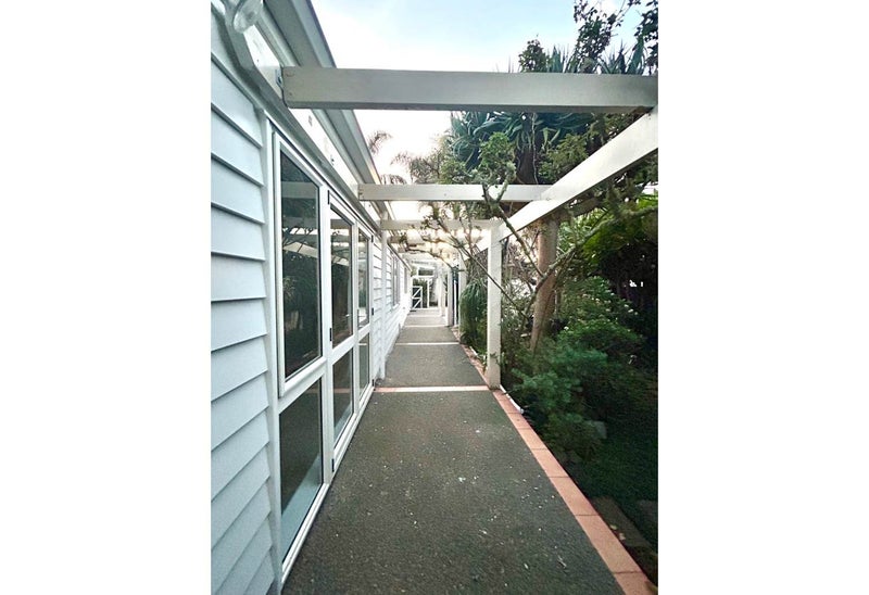 2/17 Tawhiri Road, One Tree Hill, Auckland - Carousel 14