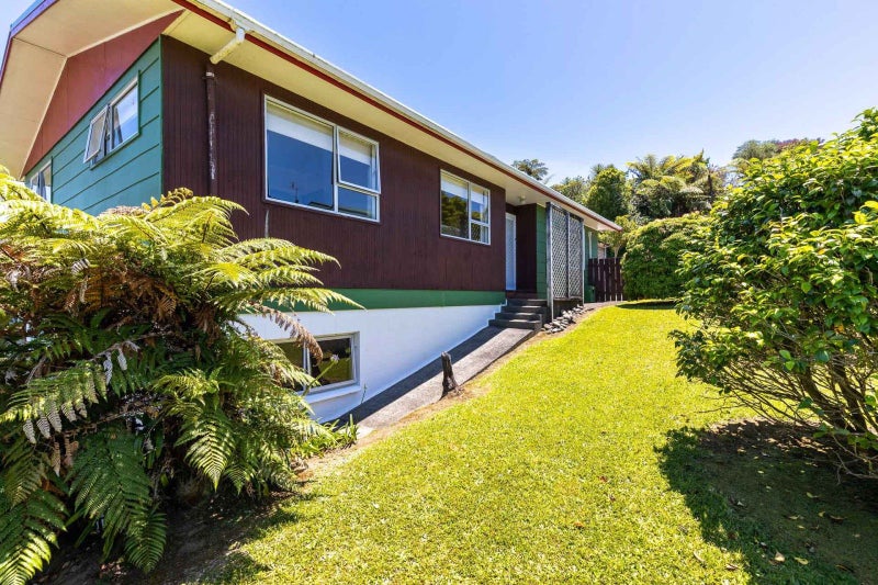 74 Pembroke Street, Westown, New Plymouth - Carousel 1