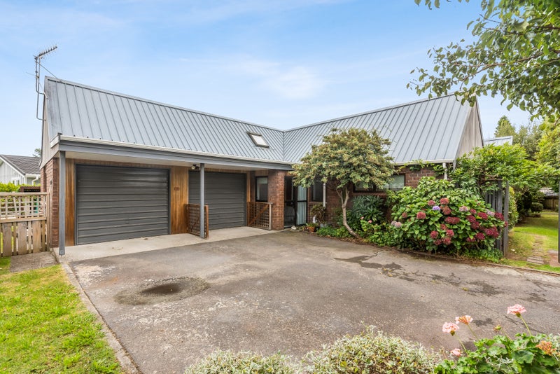 100 Rimu Road, Raumati Beach, Paraparaumu - Carousel 1