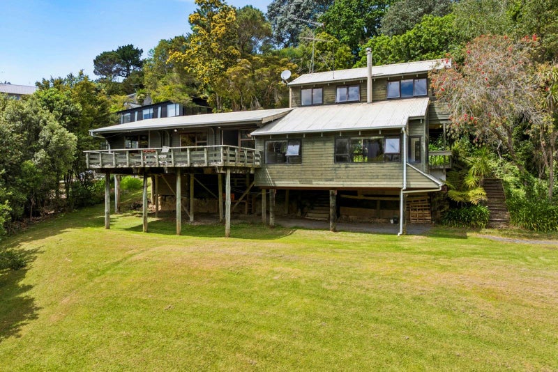 104 Balmain Road, Chatswood, Auckland - Carousel 1