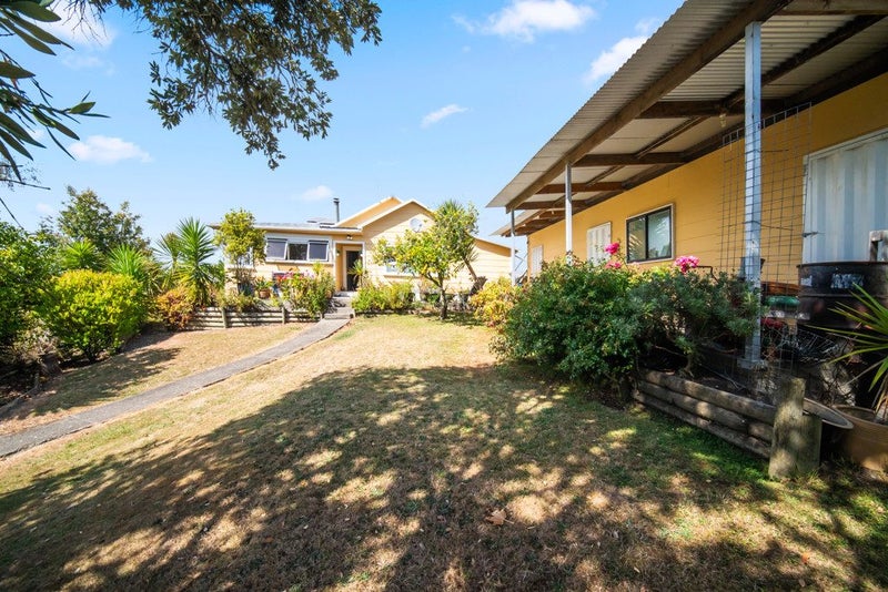 90 Apple Valley Road, Mahana, Upper Moutere - Carousel 1