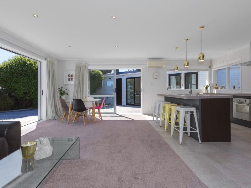 30 Sea Vista Drive, Pukerua Bay, Porirua - Carousel 21