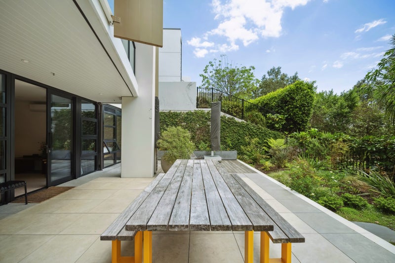 G01/8 Kingsland Terrace, Kingsland, Auckland - Carousel 2