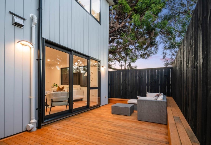 12C Wylie Avenue, Sunnynook, Auckland - Carousel 22