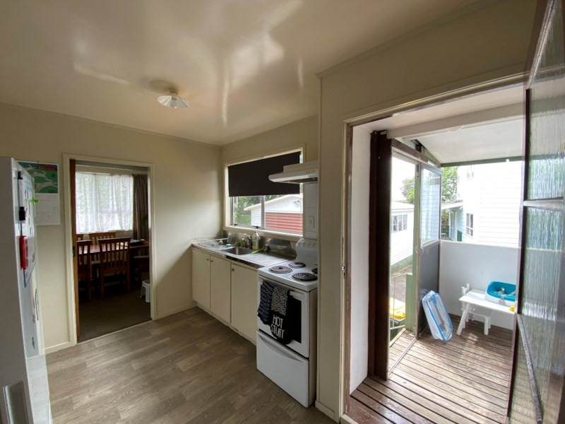 152 Pigeon Mountain Road, Half Moon Bay, Auckland - Carousel 2