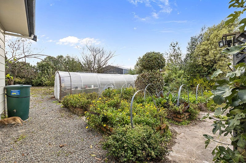 16 Solway Crescent, Solway, Masterton - Carousel 26
