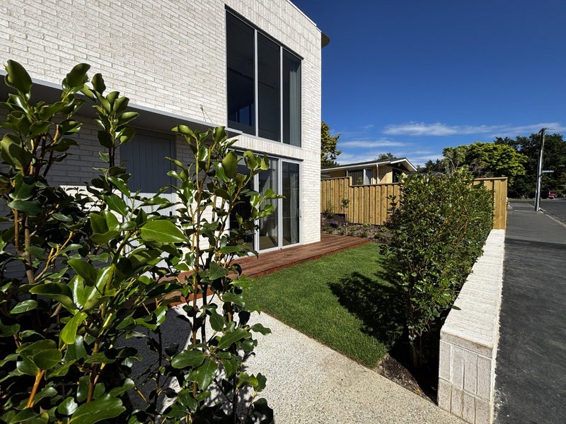 91 Cannington Road, Maori Hill, Dunedin - Carousel 2