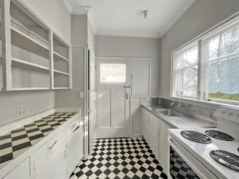 2B Glenalmond Road, Mount Eden, Auckland - Carousel 2