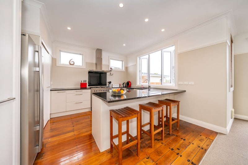 22 Bouverie Street, Petone, Lower Hutt - Carousel 2