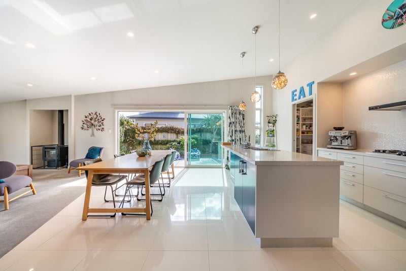 9 Semaphore Lane, Whitby, Porirua - Carousel 2