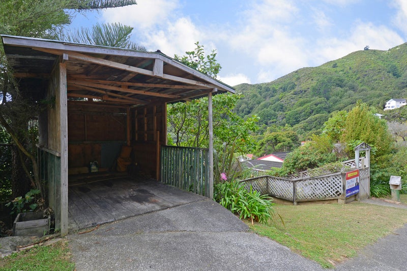 16 Kerkwall Drive, Naenae, Lower Hutt - Carousel 15