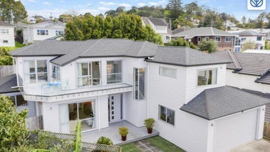 100 Taumata Road, Sandringham, Auckland - Carousel 1