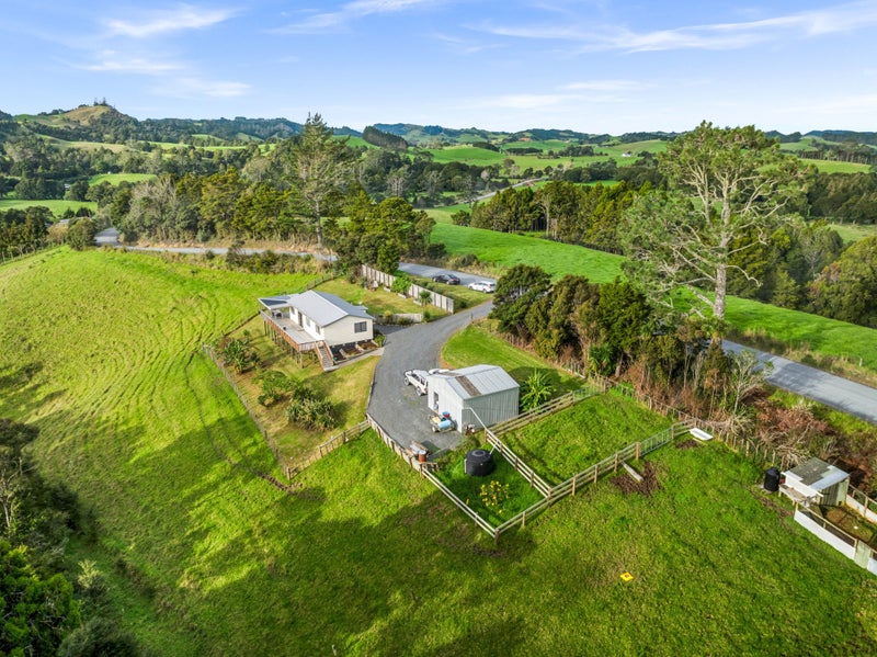 397 Pigs Head Road, Opuawhanga, Hikurangi - Carousel 2