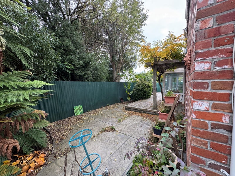 20 Cashmere Road, Cashmere, Christchurch - Carousel 22