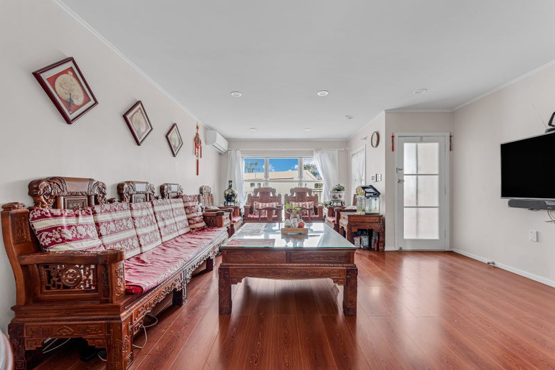 38 Normandy Place, Henderson, Auckland - Carousel 2