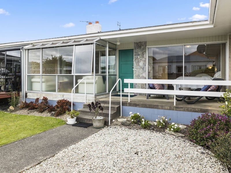 2/20 Ings Avenue, Saint Clair, Dunedin - Carousel 1
