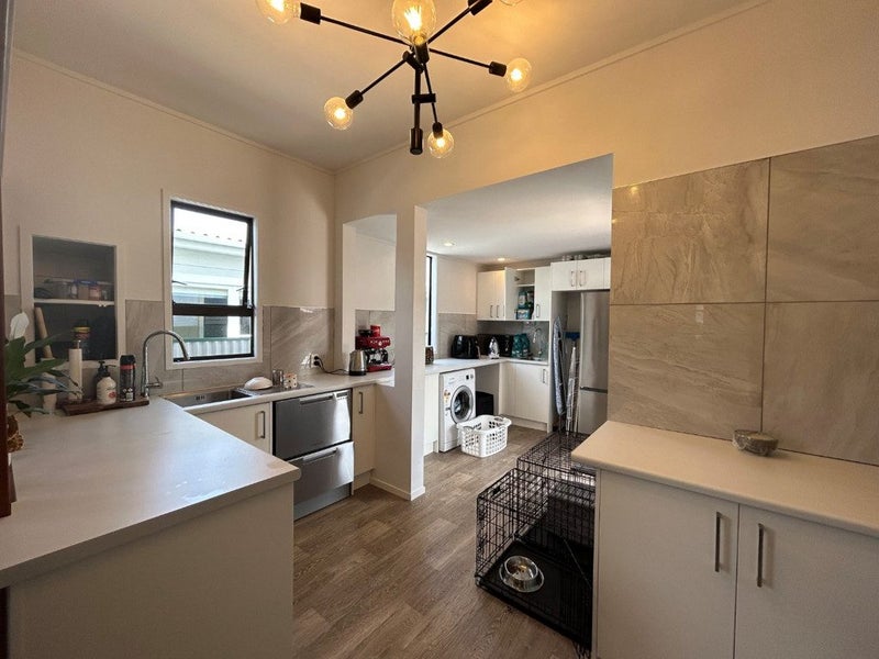 77 Wellesley Road, Napier South, Napier - Carousel 2