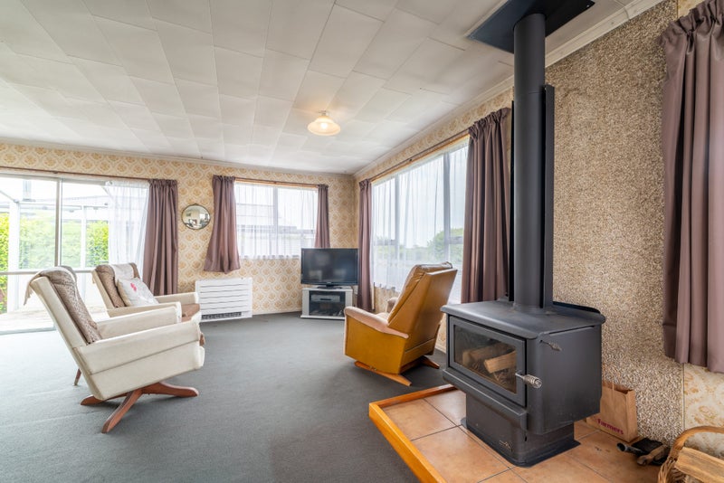 22 Avenue Road, West End, Timaru - Carousel 1