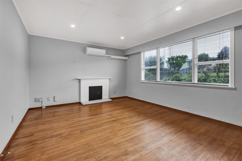 14 Whakawhiti Street, Marfell, New Plymouth - Carousel 2