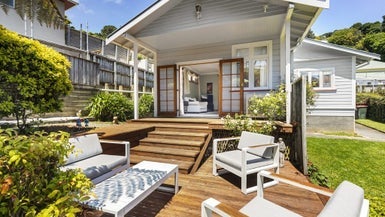 166 Wadestown Road, Wadestown, Wellington - Carousel 1