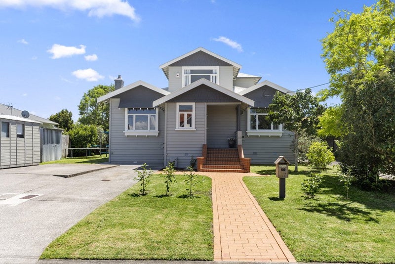 1/50 Norwood road, Bayswater, Auckland - Carousel 1