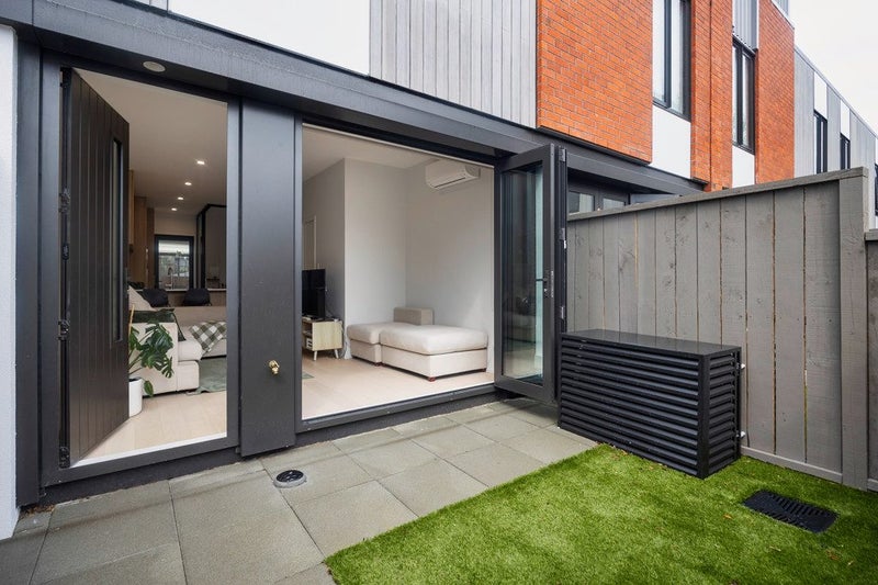 31/124 Taylors Road, Mount Albert, Auckland - Carousel 1