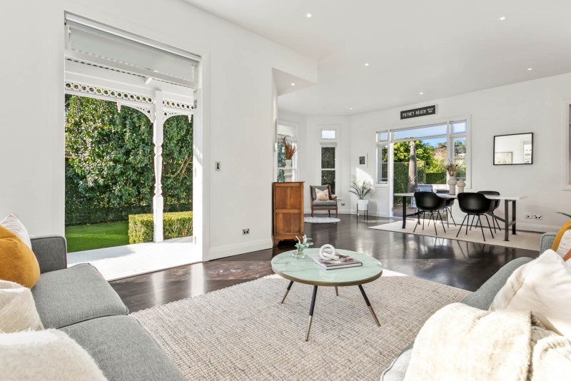 22 Horoeka Avenue, Mount Eden, Auckland - Carousel 2