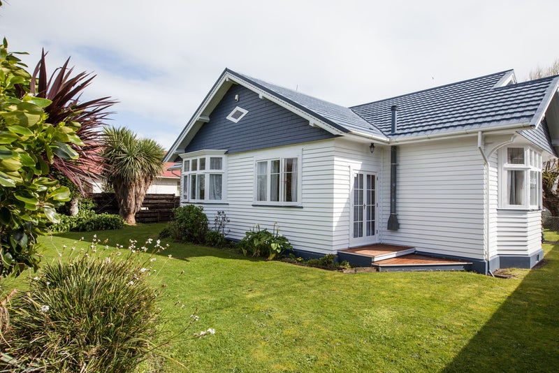14 French Street, Moturoa, New Plymouth - Carousel 1