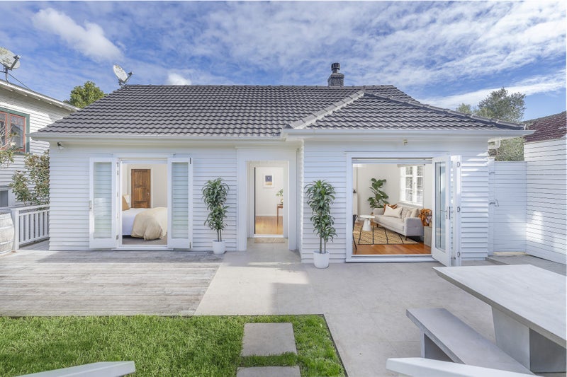 126 Garnet Road, Westmere, Auckland - Carousel 1