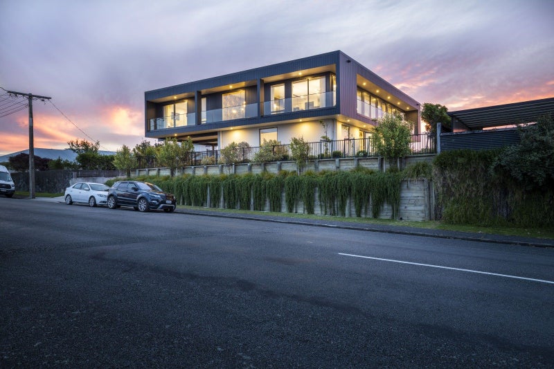 8 Kowhai Street, Strandon, New Plymouth - Carousel 49