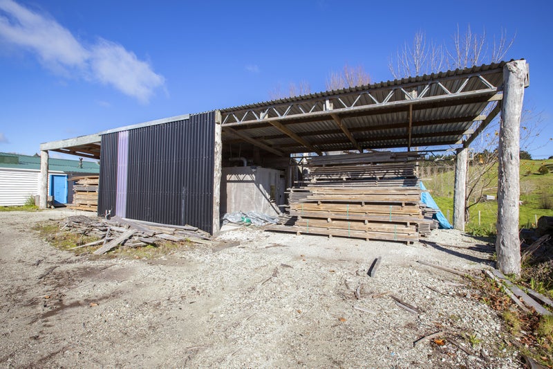 60 Bagnal Road, Kaiwaka - Carousel 2