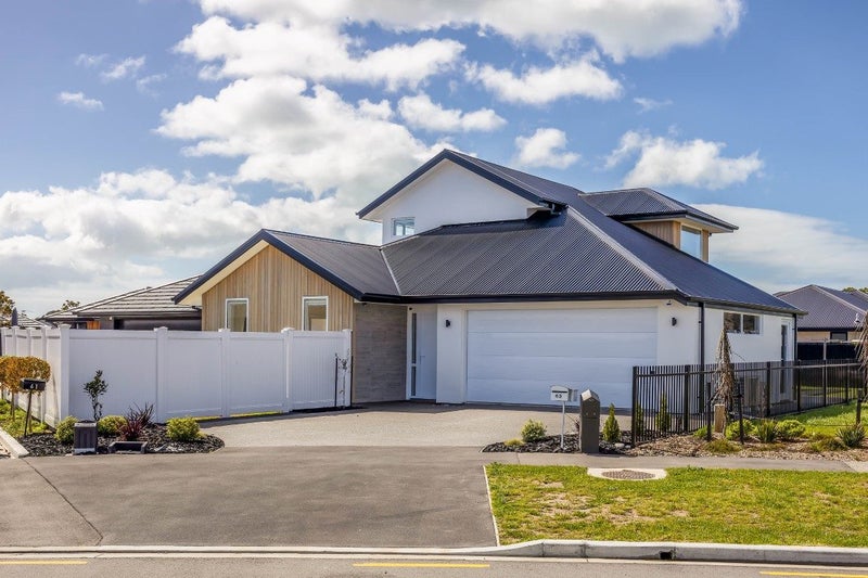 63 Katrine Drive, Burwood, Christchurch - Carousel 1