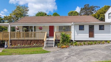 2/83 Stredwick Drive, Torbay, Auckland - Carousel 1